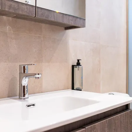 Lägenhet Town, 3 Min To - Kyma 3 *