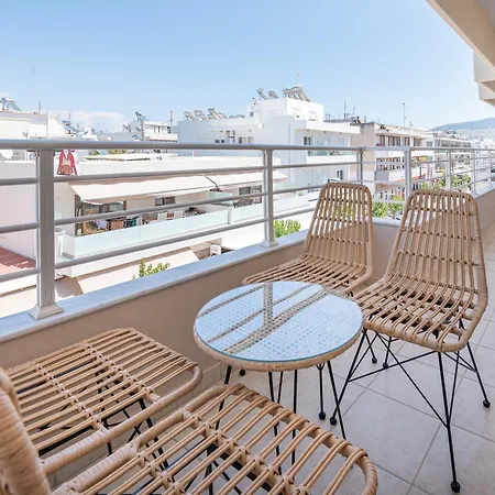 Comfort Stay - 3 Min Walk To Beach & Town - III Kos Town