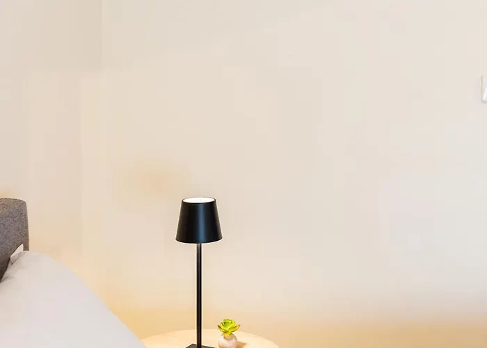 Comfort - 3 Min Walk To & Town - Iii * İstanköy