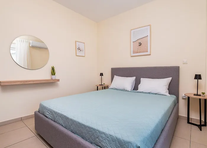 Town, 3 Min To - Kyma 3 Apartman *